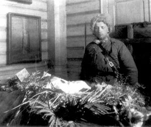 Траурный караул у гроба генерала В.О.Каппеля. Чита, февраль 1920 г.