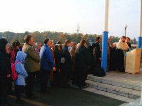 Верующие Сретенского прихода Петрозаводска молятся о вразумлении властей