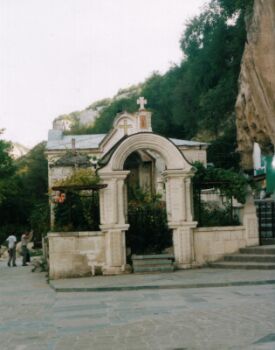 Бахчисарайский Свято-Успенский пещерный мужской монастырь