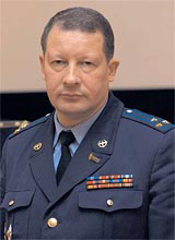 Начальник Службы информации и общественных связей ВВС России полковник Александр Дробышевский