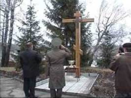 Мемориальный крест в честь воина-мученика Евгения Родионова в Кузнецке
