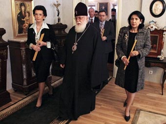 Встреча оппозиции и властей при посредничестве Католикоса-Патриарха Илии II в резиденции Грузинской Церкви