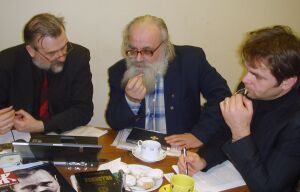А.Степанов, С.Беляев и С.Тимченко (круглый стол по "екатеринбургским" останкам, февраль 2008)