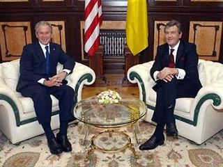 Дж. Буш и В. Ющенко