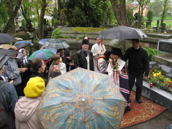 Архиепископ Львовский и Галицкий Августин на Лычаковском кладбище