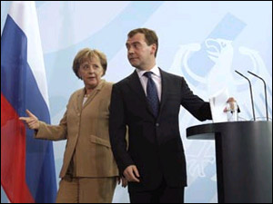 Президент России Дмитрий Медведев и канцлер Германии Ангела Меркель