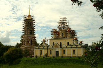 Спасо-Преображенский монастырь Старой Руссы