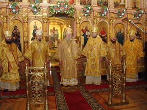 Божественная литургия в Покровском соборе Воронежа