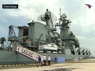 Ракетный крейсер *Варяг* (фото Вести.ру)