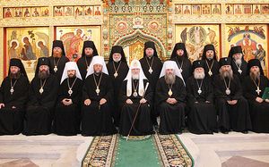 Патриарх Кирилл и архиереи РПЦ на Соловках