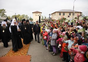 Патриарх Кирилл во время визита в Ярославскую епархию