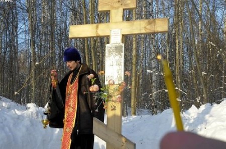 Молебен на Ржевском полигоне 13 февраля 2011г.