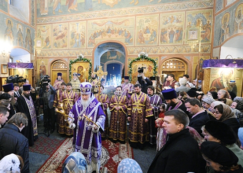 Патриарх Кирилл в храме на Болвановке