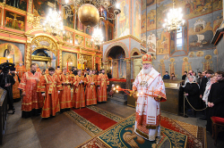 Патриарх Кирилл на Радоницу 2011 г.