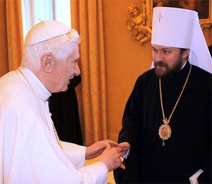 Встреча Папы Бенедикта XVI с митрополитом Волоколамским Иларионом