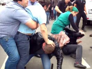 Нападение дагестанцев на полицейских у рынка Матвеевский