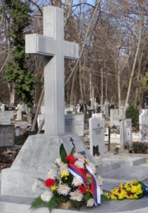 Памятный крест русским беженцам, почившим в Болгарии