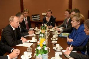 Путин на переговорах с Меркель в Милане