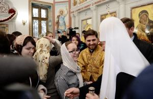 Предстоятель Русской Православной Церкви встретился со школьниками из Новоазовского района Донецкой области