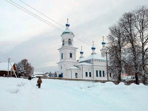Храм Покрова Богородицы в селе Усть-Печеньга Вологодской области