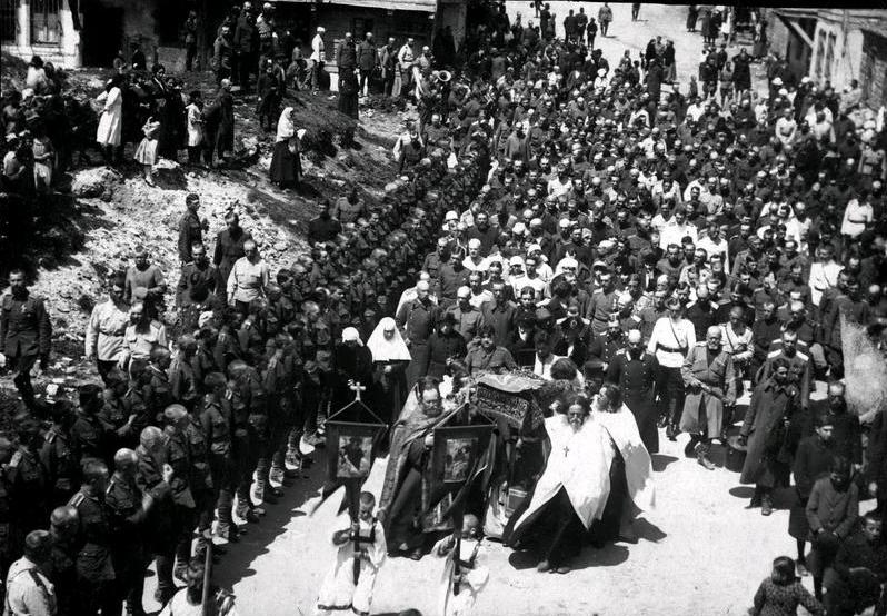 Вынос плащаницы в Галлиполи в 1921г.