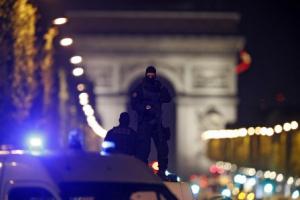 Теракт на Елисейских полях в Париже