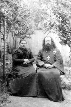 Протоиерей Константин Голубев (1852-1918) с супругой Марией (+1913)