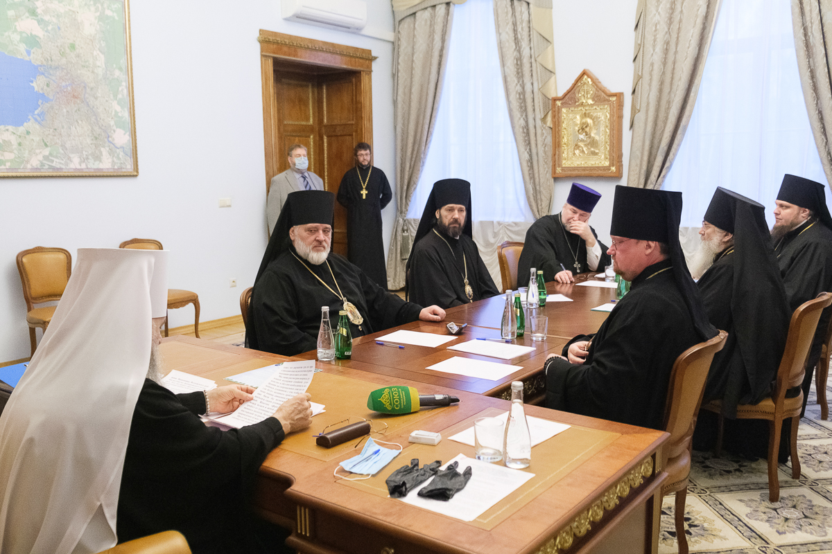 Заседание Архиерейского совета Санкт-Петербургской митрополии