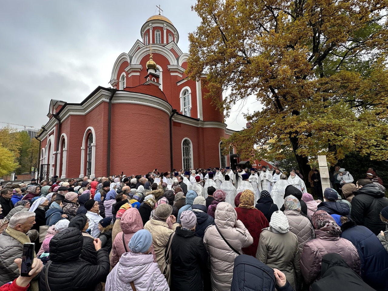 Панихида на могиле отца Димитрия Смирнова