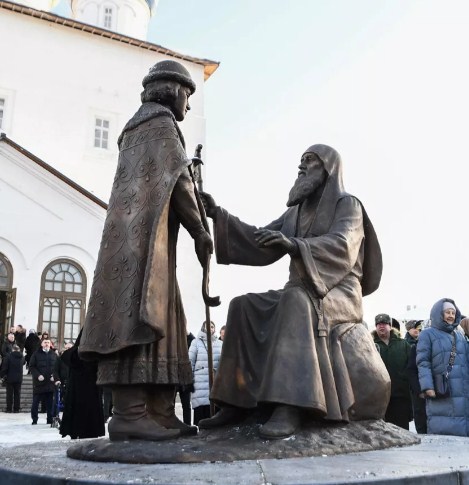 В Твери открыли памятник благоверному князю Михаилу Тверскому и святителю Симеону