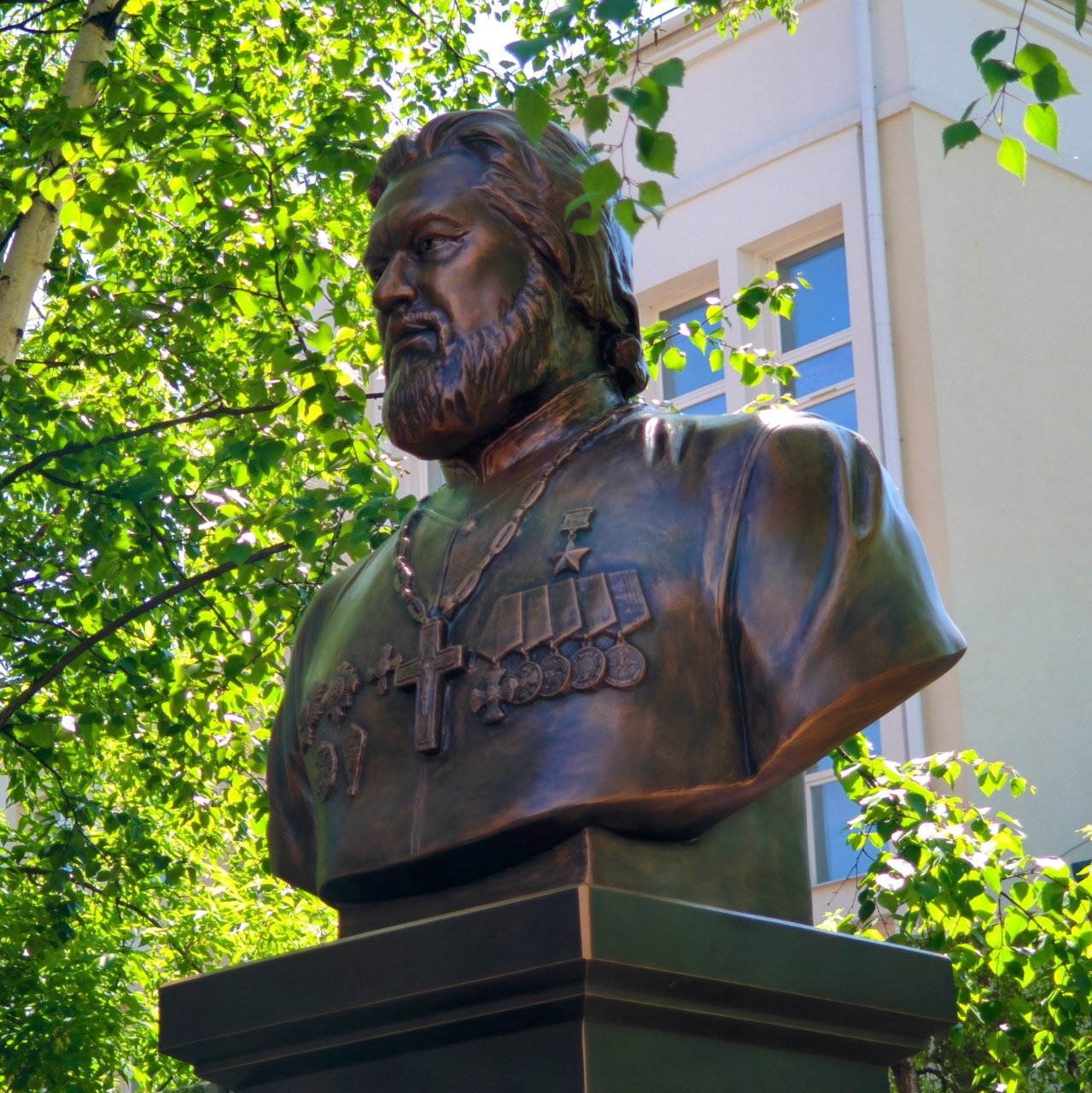 В Москве торжественно открыли памятник протоиерею Михаилу Васильеву