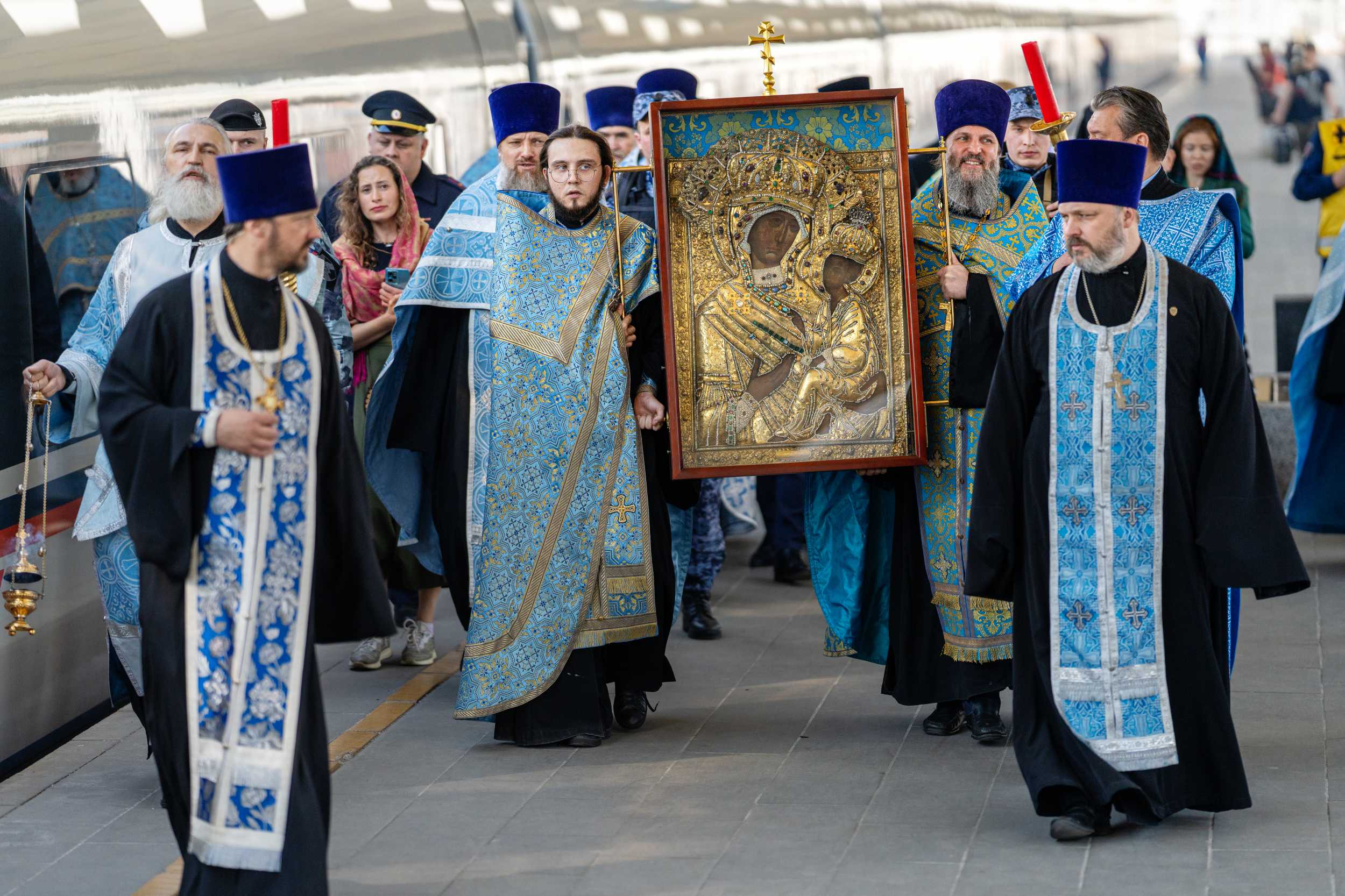 Тихвинская икона Божией Матери прибыла в Москву