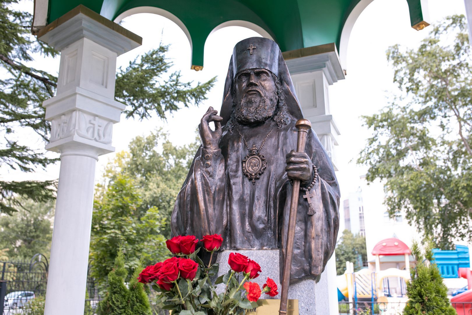 В Южно-Сахалинске открыли памятник святому равноапостольному Николаю Японскому