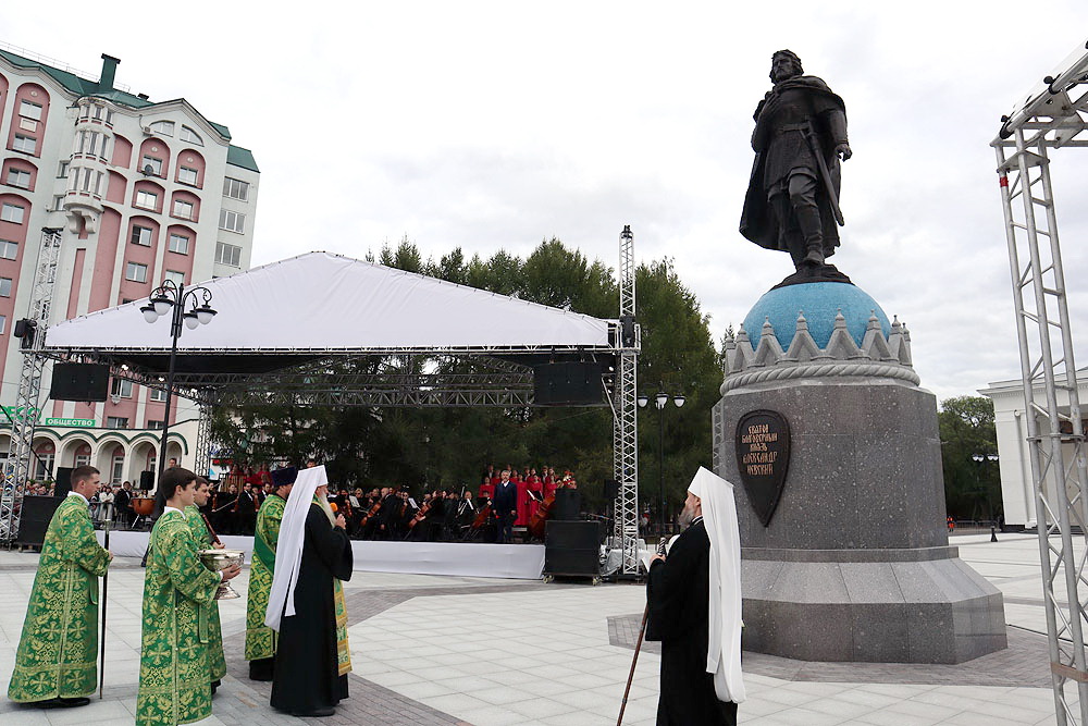 В Вятке открыли памятник святому благоверному князю Александру Невскому