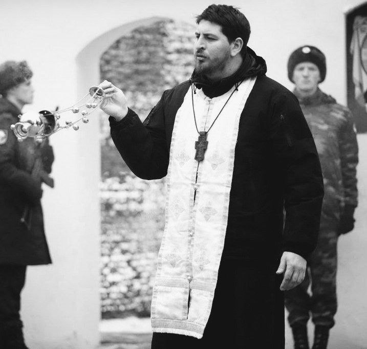 Священник Анатолий Савченко