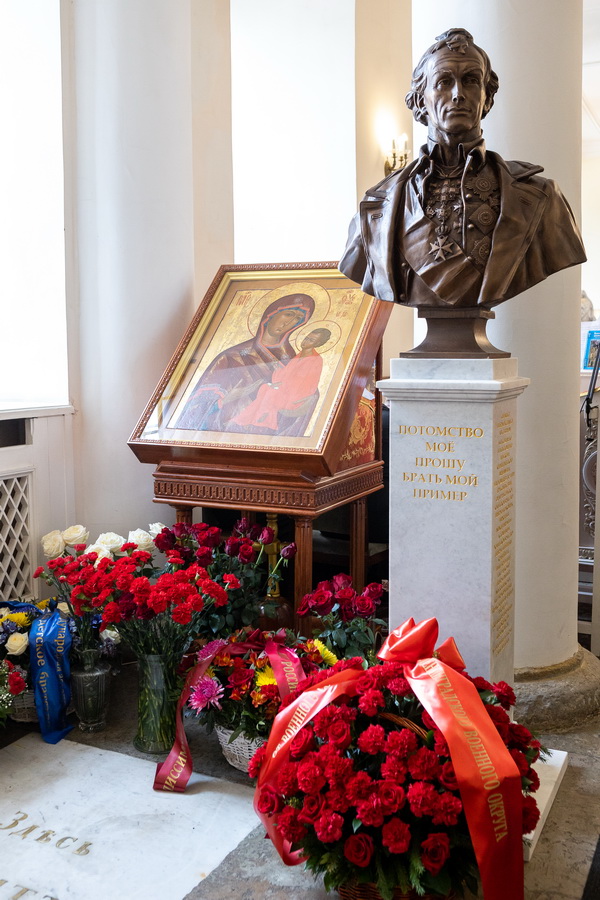 В Санкт-Петербурге отметили 225-летие со дня кончины Александра Суворова