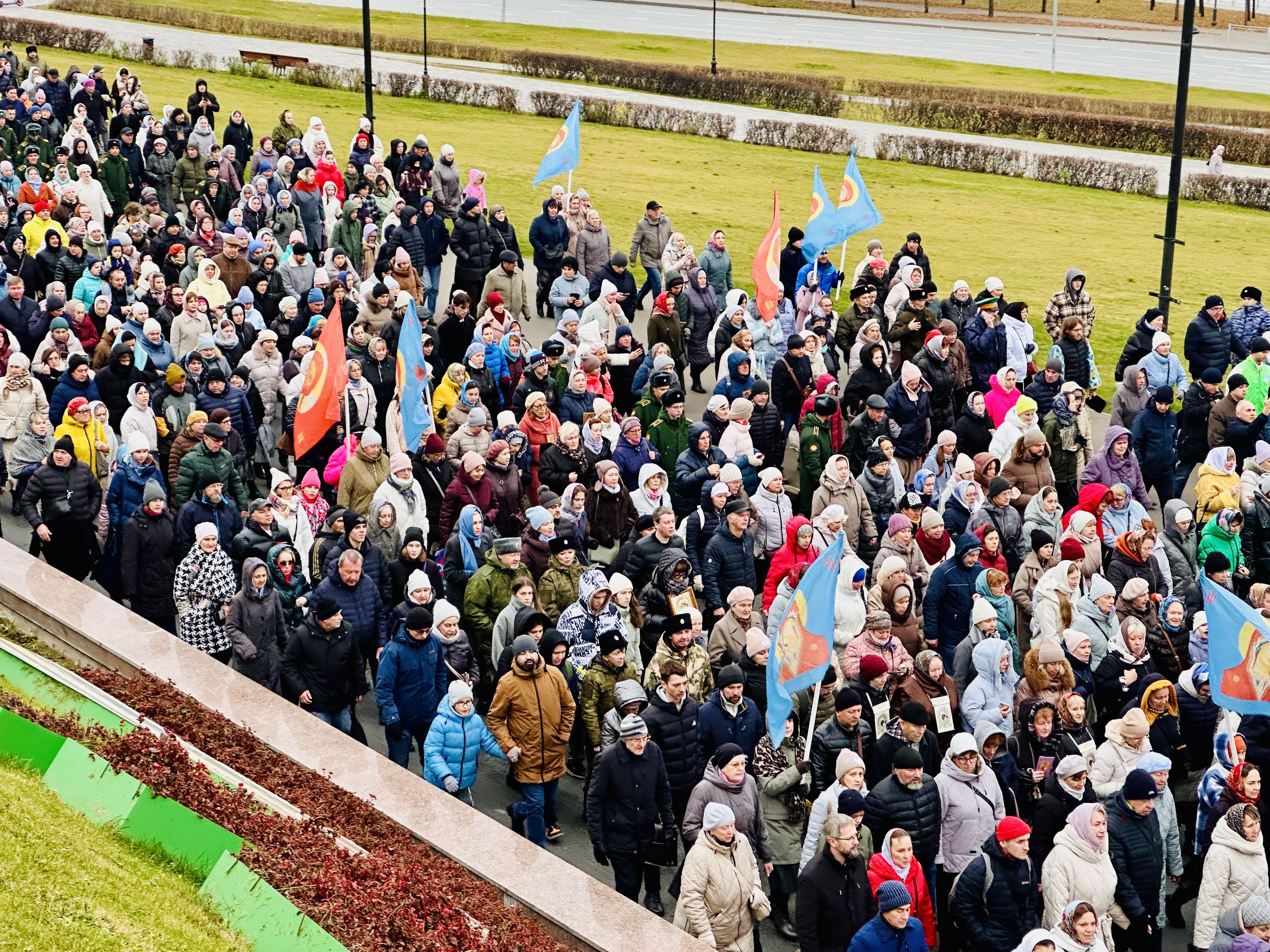В Казани прошёл многотысячный Крестный ход с Казанской иконой Божией Матери