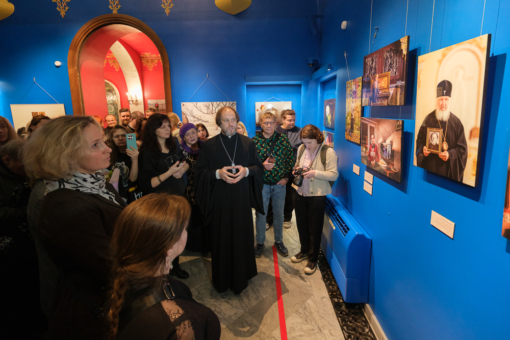 В Санкт-Петербурге открылась выставка заведующего фотослужбой Патриарха Московского и всея Руси иерея Игоря Палкина