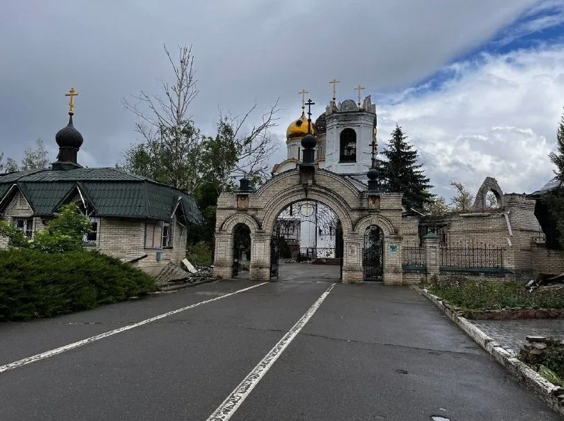 Свято-Успенский Николо-Васильевский монастырь на Донбассе