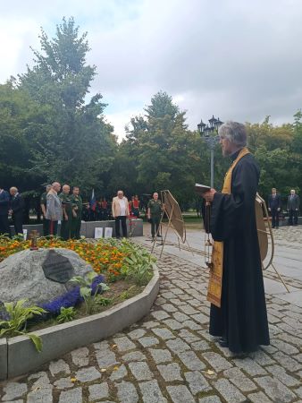 В Москве у памятника Георгиевскому кавалеру прошли мемориальные торжества в честь русского офицера