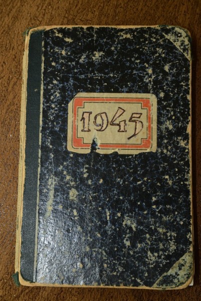 Тетрадь дневников – в нее Борис Ильин переписал все  после войны