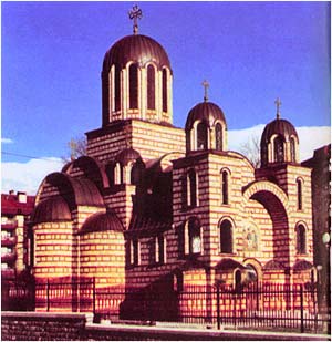 Православный храм в Косово (архитектор Любиша Фолич)