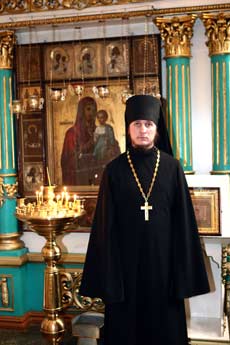 Настоятель саратовского Свято-Троицкого собора иеромонах Пахомий (Брусков)