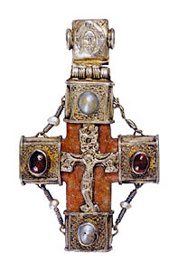 Крест наперсный. XVI век. Серебро, скань, литье