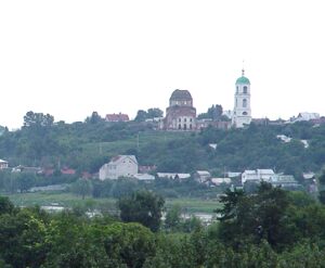 Развалины Троицкой церкви в Карачарово