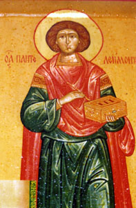Мироточащая икона великомученика Пантелеимона