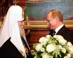 Владимир Путин поздравляет Патриарха Алексия с Днем рождения и тезоименитством