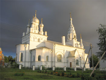 Храм Покрова Божией Матери в Сланцевском районе Ленинградской области