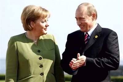 Федеральный канцлер Германии Ангела Меркель и Президент России Владимир Путин