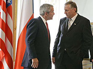 Джордж Буш и премьер-министр Чехии Мирек Тополанек
